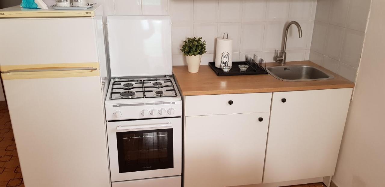 Casa Capri Apartment Giardini Naxos Ngoại thất bức ảnh