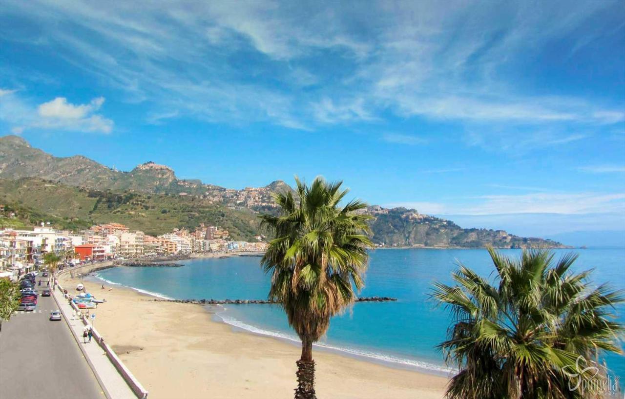 Casa Capri Apartment Giardini Naxos Ngoại thất bức ảnh